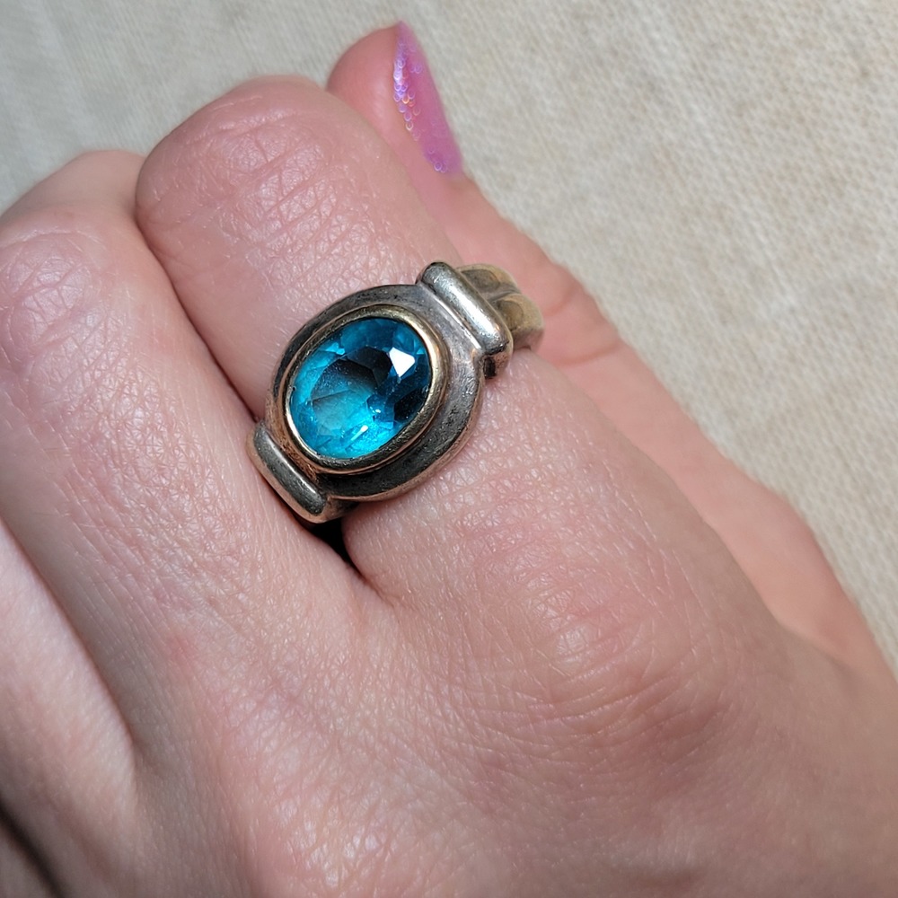 Vintage Sterling Silver 925 Light Blue Stone Ring Size 7